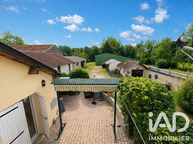 Maison 7 pièces 223 m²