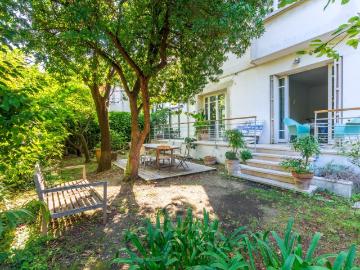 Maison 7 pièces 223 m²