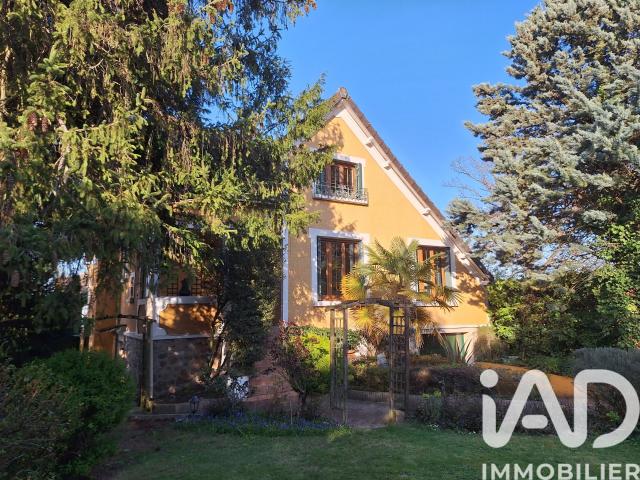 Maison 7 pièces 223 m²