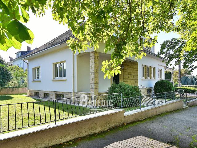 Maison 7 pièces 223 m²