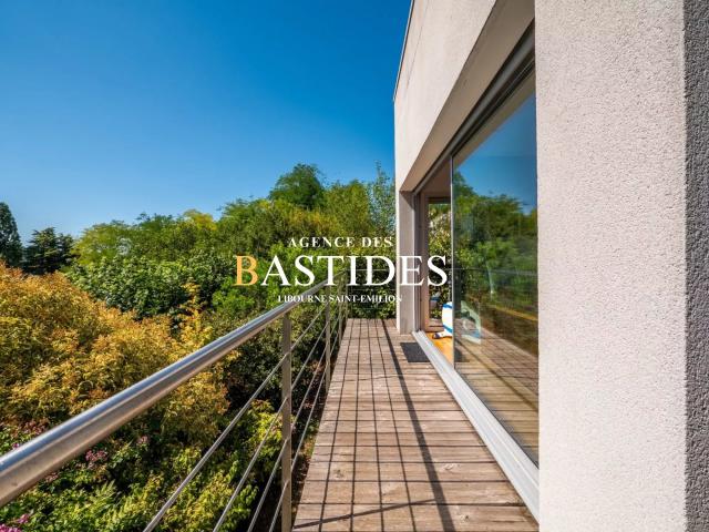 Maison 7 pièces 223 m²