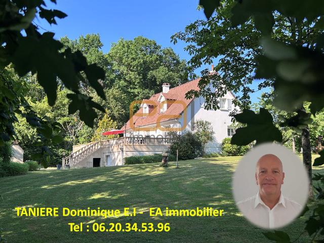 Maison 7 pièces 223 m²