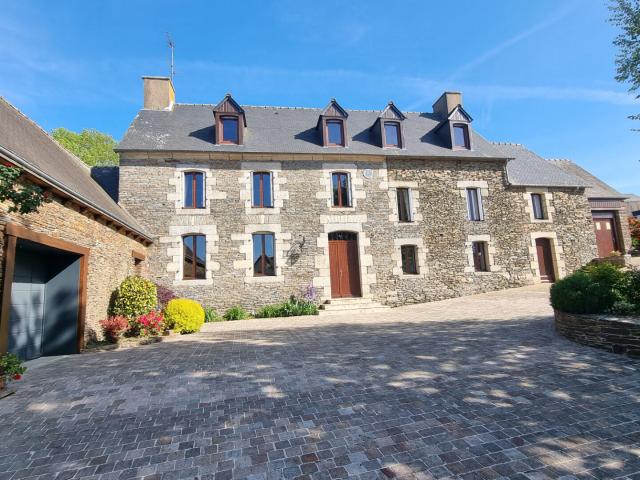 Maison 7 pièces 223 m²