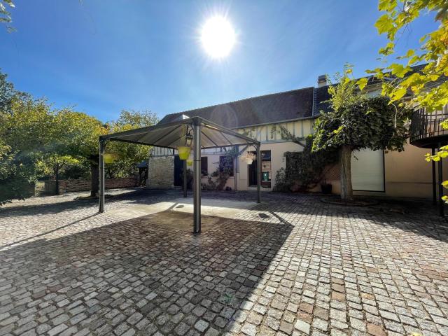 Maison 7 pièces 223 m²