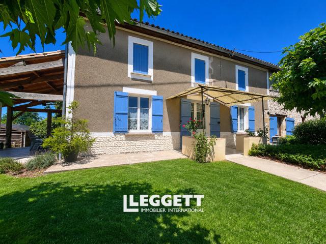 Maison 9 pièces 234 m²