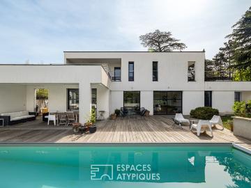 Maison 7 pièces 234 m²