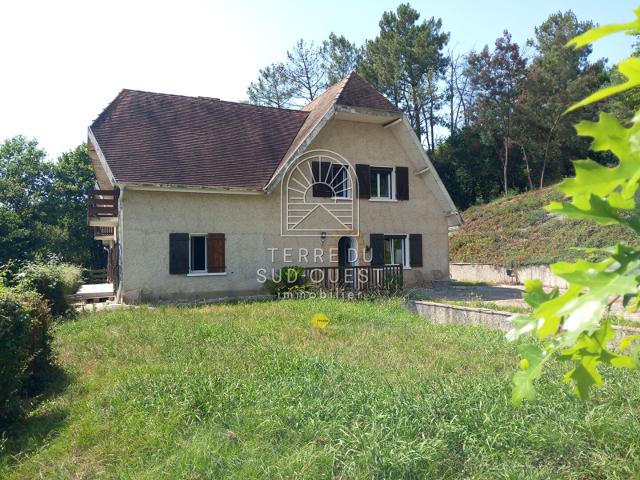 Maison 7 pièces 234 m²