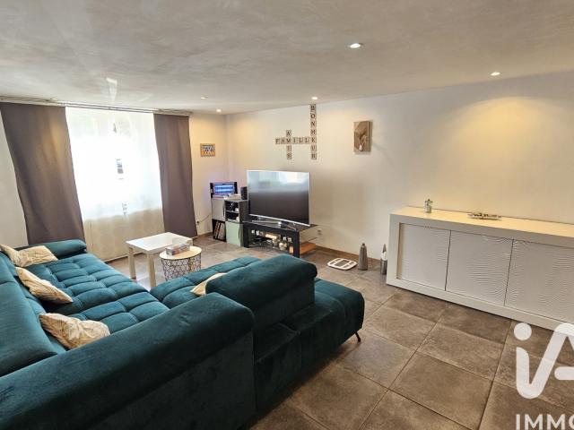 Maison 7 pièces 234 m²