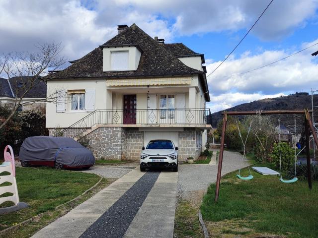 Maison 7 pièces 234 m²