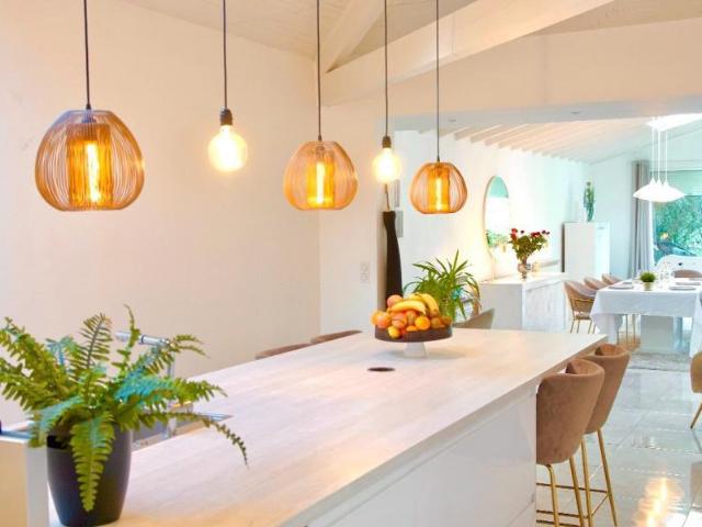 Maison 7 pièces 235 m²