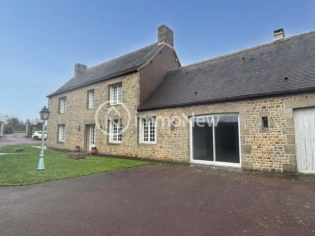 Maison 7 pièces 235 m²