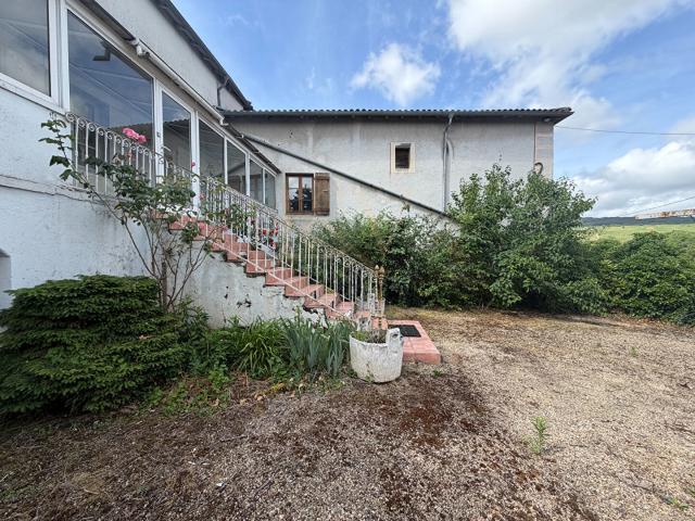 Maison 7 pièces 236 m²