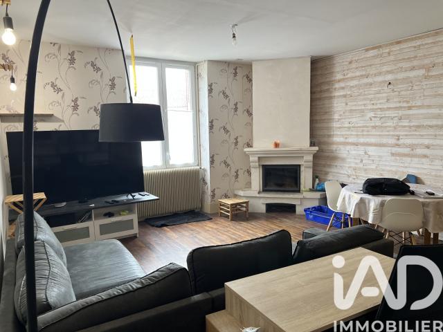 Maison 7 pièces 236 m²