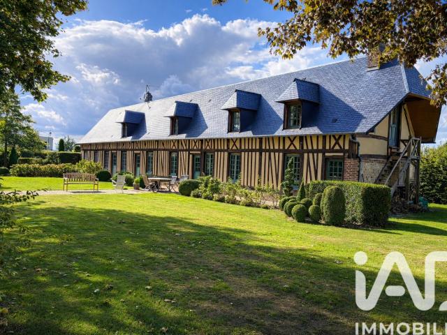 Maison 7 pièces 236 m²