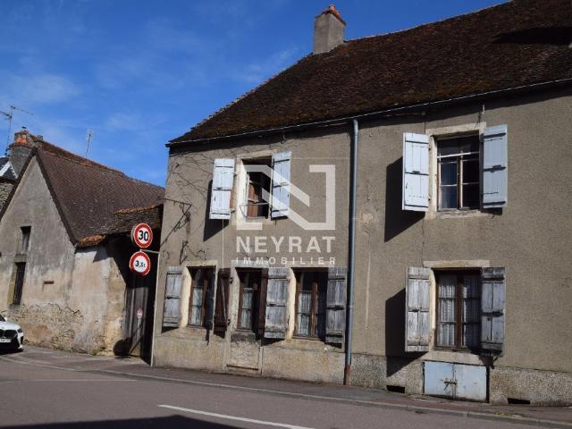 Maison 7 pièces 236 m²