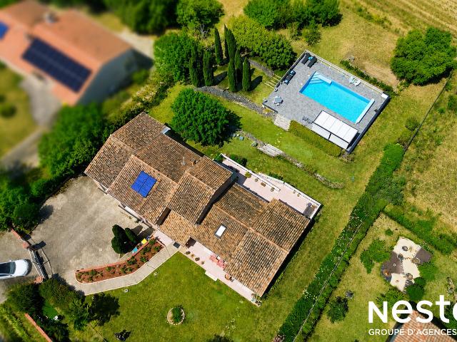 Maison 7 pièces 237 m²