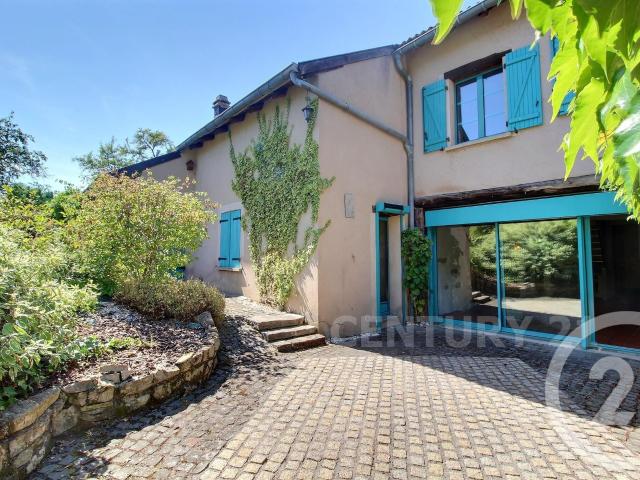 Maison 7 pièces 237 m²