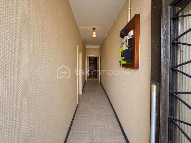 Maison 7 pièces 237m²