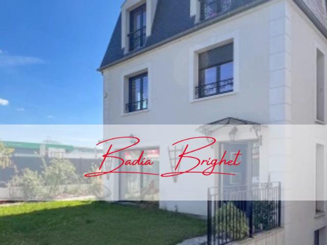 Maison 7 pièces 238 m²