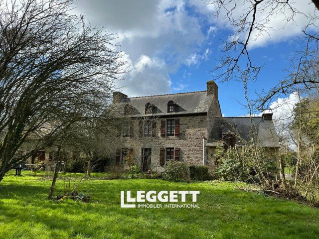 Maison 7 pièces 238 m²