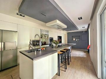 Maison 7 pièces, 238 m² à louer à Chambourcy 78240