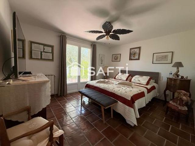 Propriété 238m2 avec 3 habitations T4 / T3 et studio sur 1700m2 de terrain