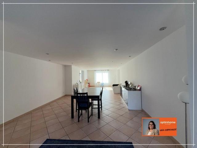 Maison 7 pièces 239 m²