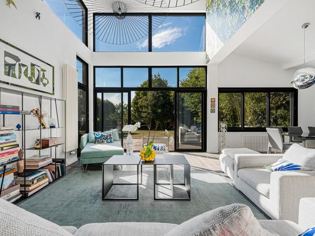 Maison 7 pièces 250 m²
