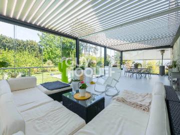 Maison 7 pièces 230 m²
