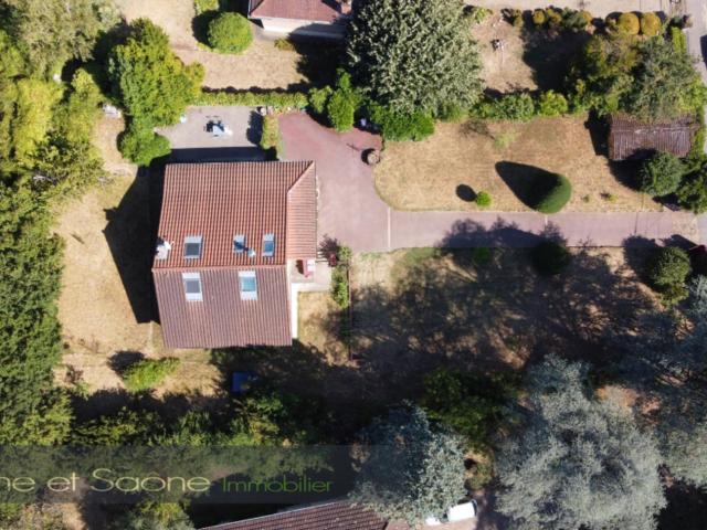 Maison 7 pièces 230 m²