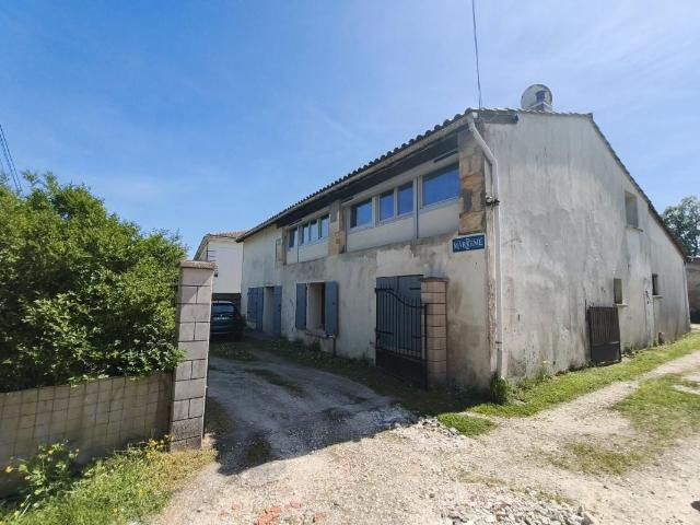 Maison 7 pièces 230 m²