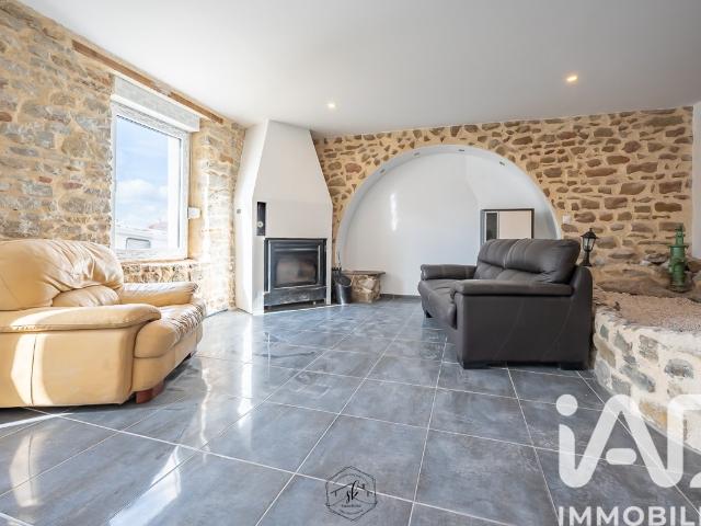 Maison 7 pièces 230 m²