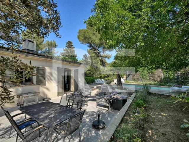 Maison 7 pièces 230 m²