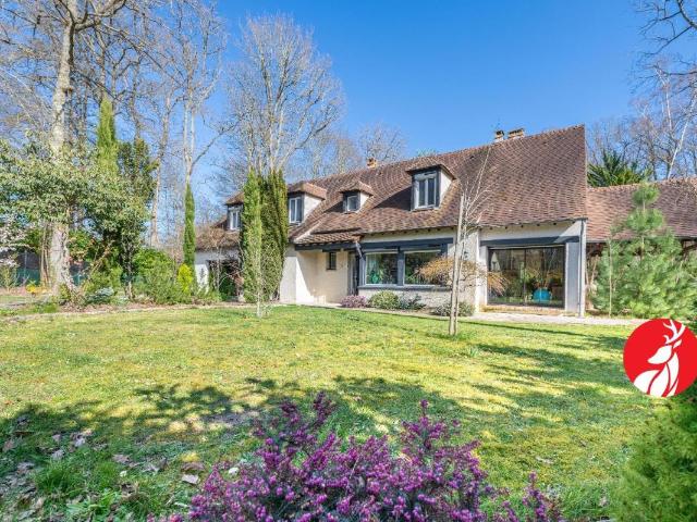 Maison 7 pièces 230 m²