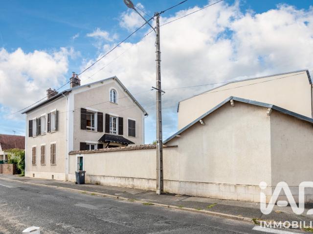 Maison 7 pièces 230 m²