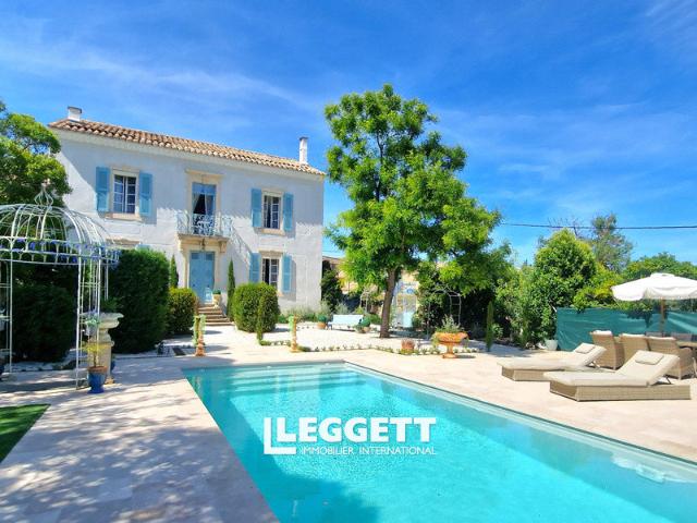 Maison 7 pièces 230 m²