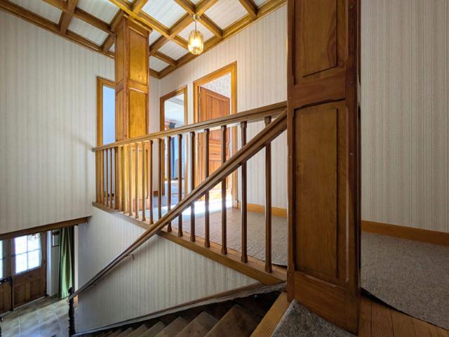 Maison 7 pièces 231 m²