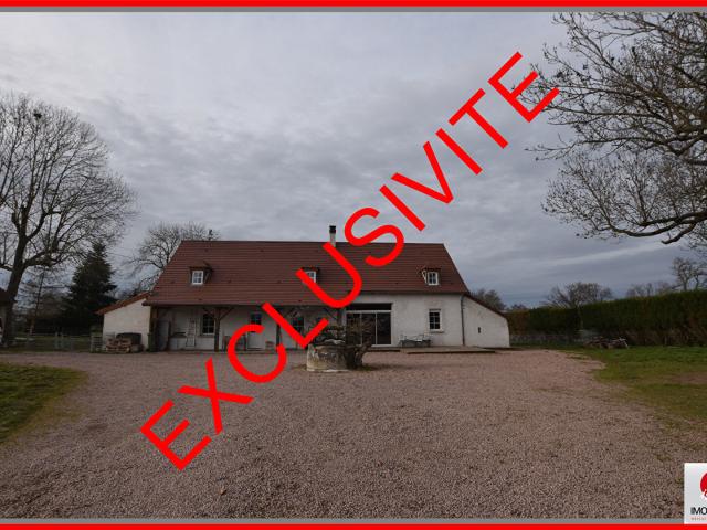 Maison 7 pièces 231 m²