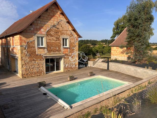 Maison 7 pièces 231 m²