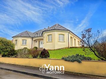 Maison 7 pièces 231 m²