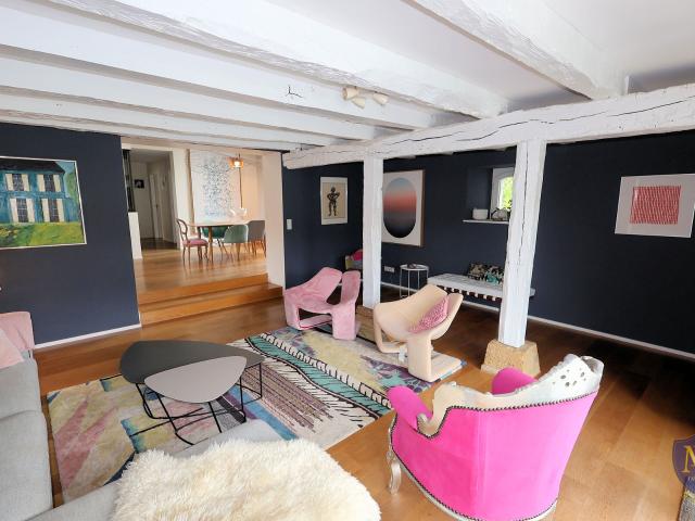 Maison 7 pièces 232 m²