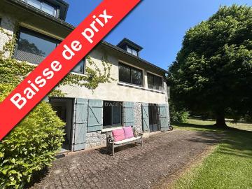 Maison 7 pièces 232 m²