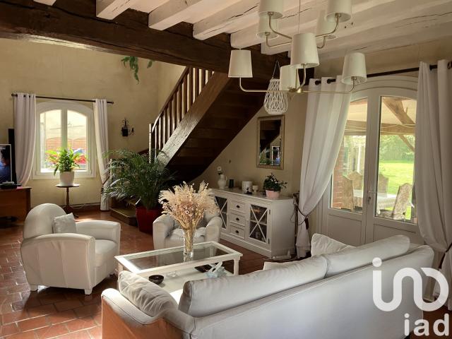 Maison 7 pièces 233 m²