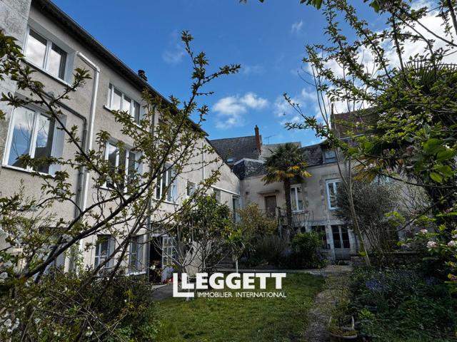 Maison 7 pièces 233 m²