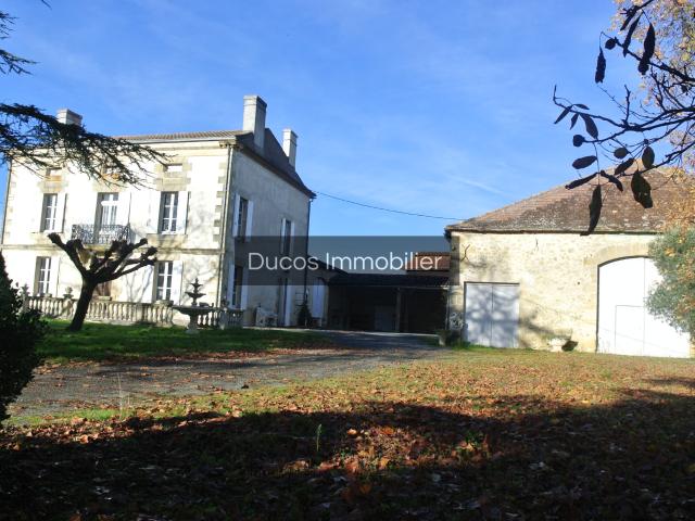 Maison 7 pièces 244 m²