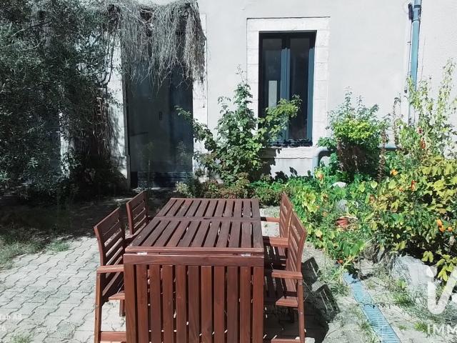 Maison 7 pièces 244 m²