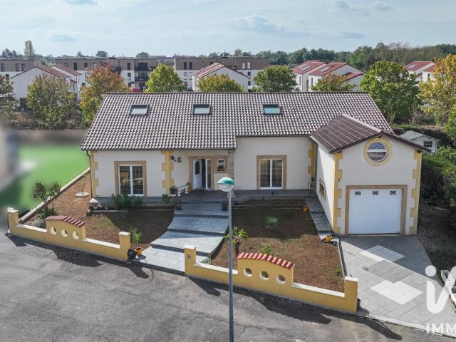 Maison 7 pièces 245 m²