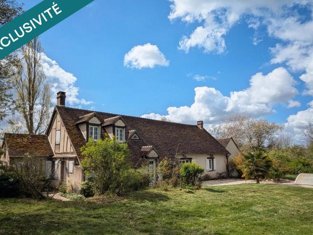 Maison 7 pièces 245 m²