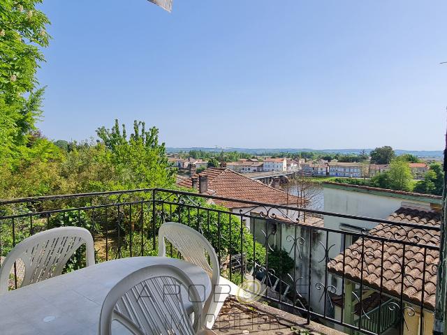 Maison 7 pièces 245 m²