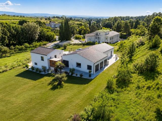 Maison 7 pièces 245 m²